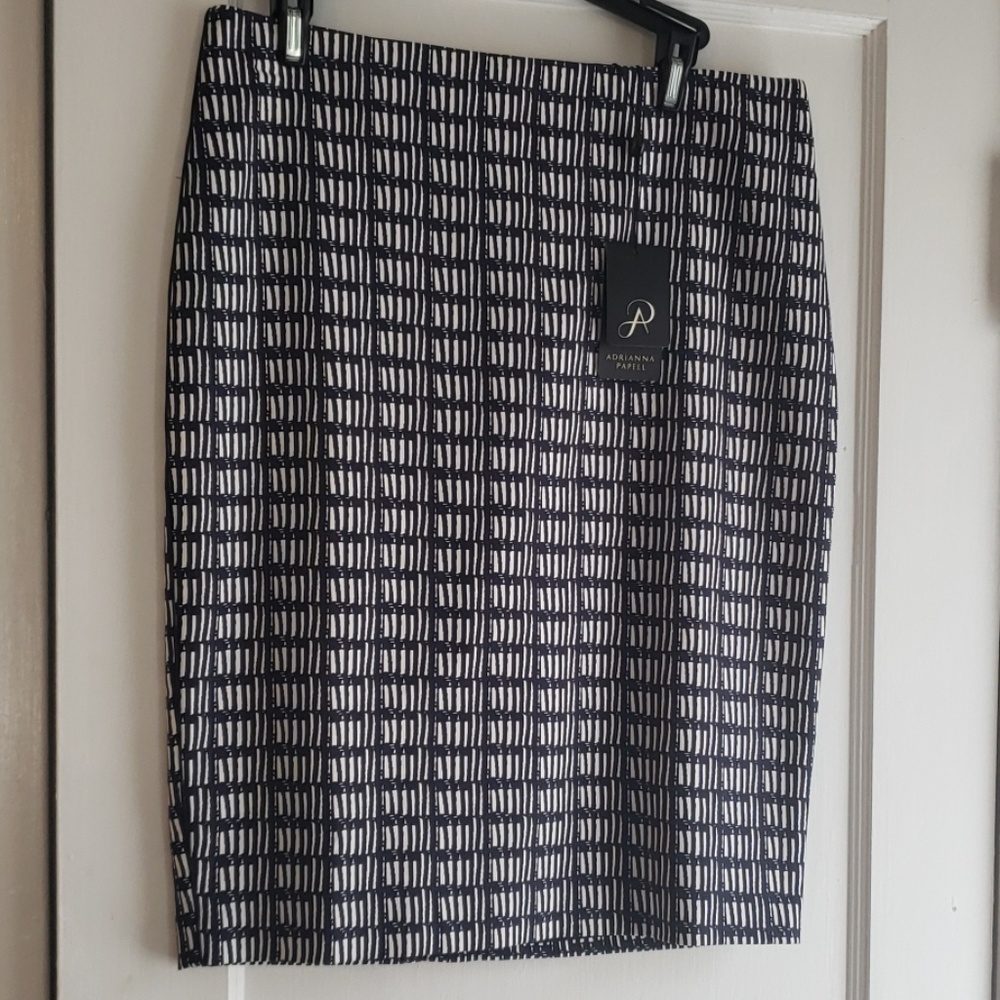 Adrianna Papell Navy White Printed Pencil Skirt 6